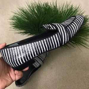 Tory Burch Everett Navy and White Striped Loafer